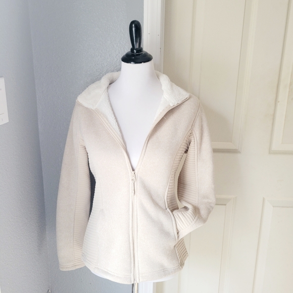 Time and Tru Sweater - Picture 5 of 6